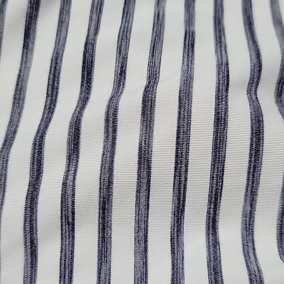 ATHLETA WOMEN  ACTIVE TOP / XS - Picture 12 of 12